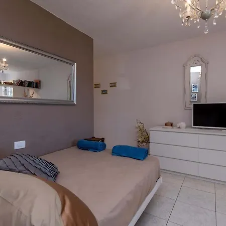 Parque Santiago Ii 251 - Studio Apartment